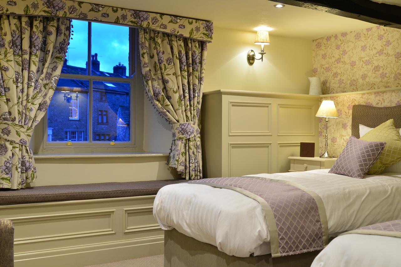 The Devonshire Grassington Hotel Exterior photo