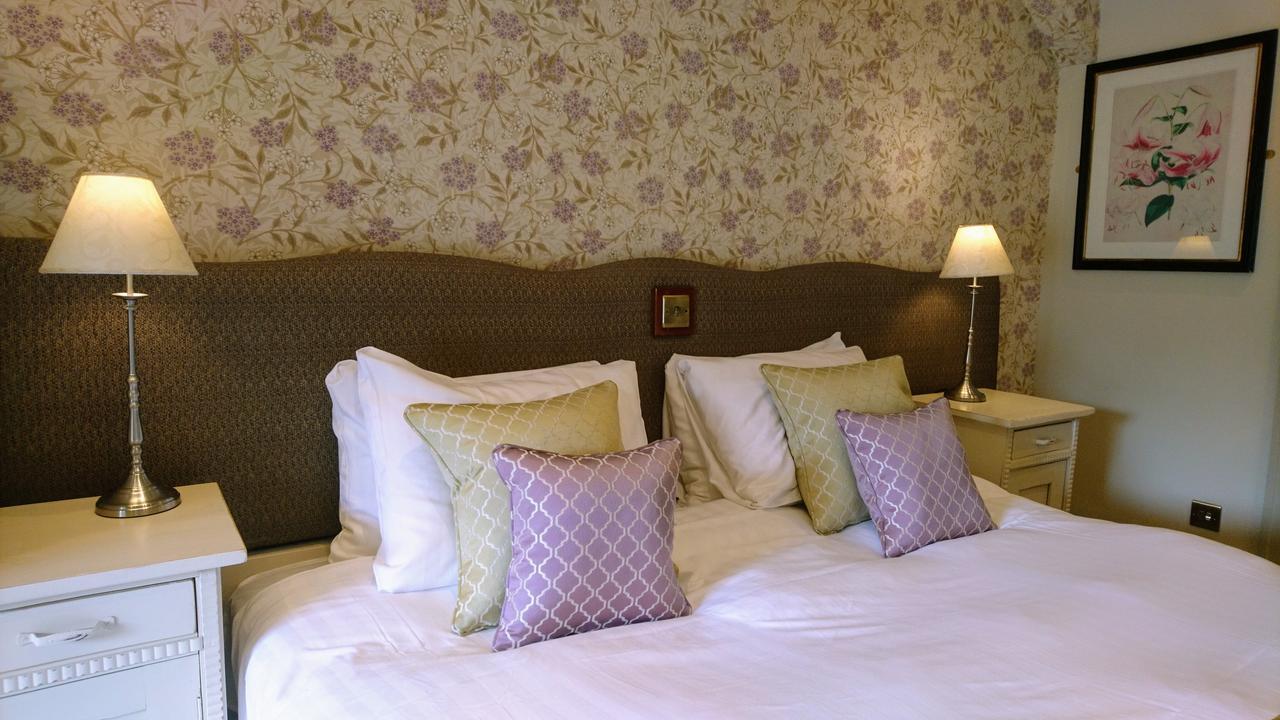 The Devonshire Grassington Hotel Exterior photo